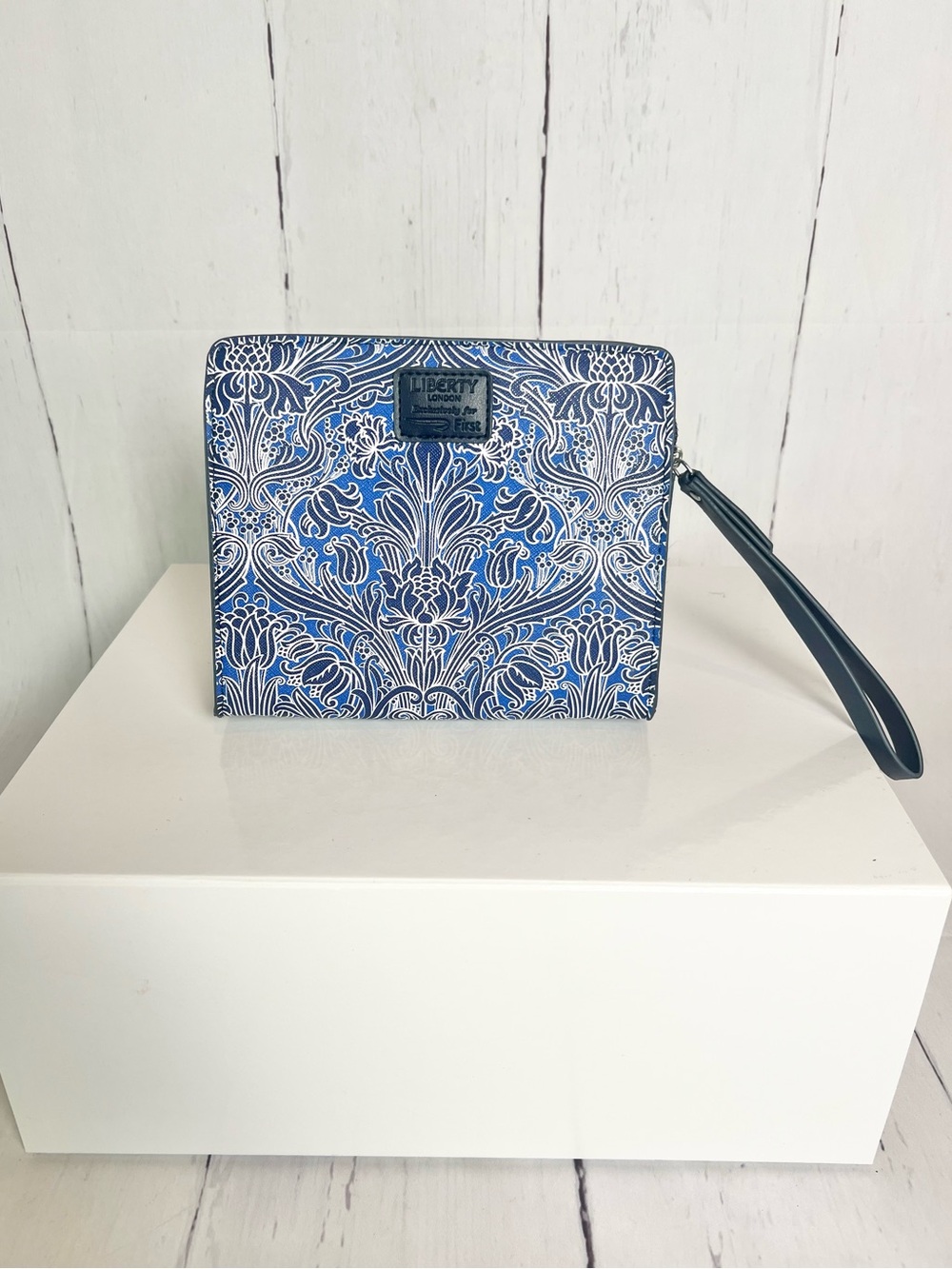 Collectable Liberty of London First Class British Airways Toiletries Bag, Clutch